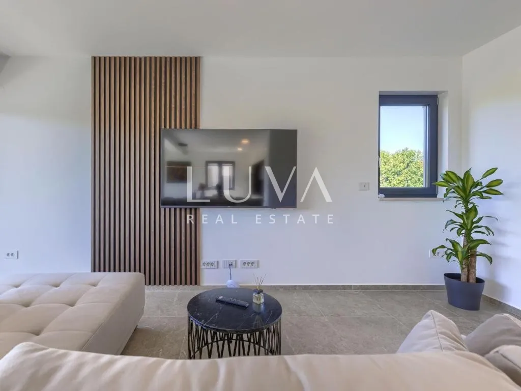 istra, poreč, moderna vila s bazenom i saunom, 217 m² - slika 10