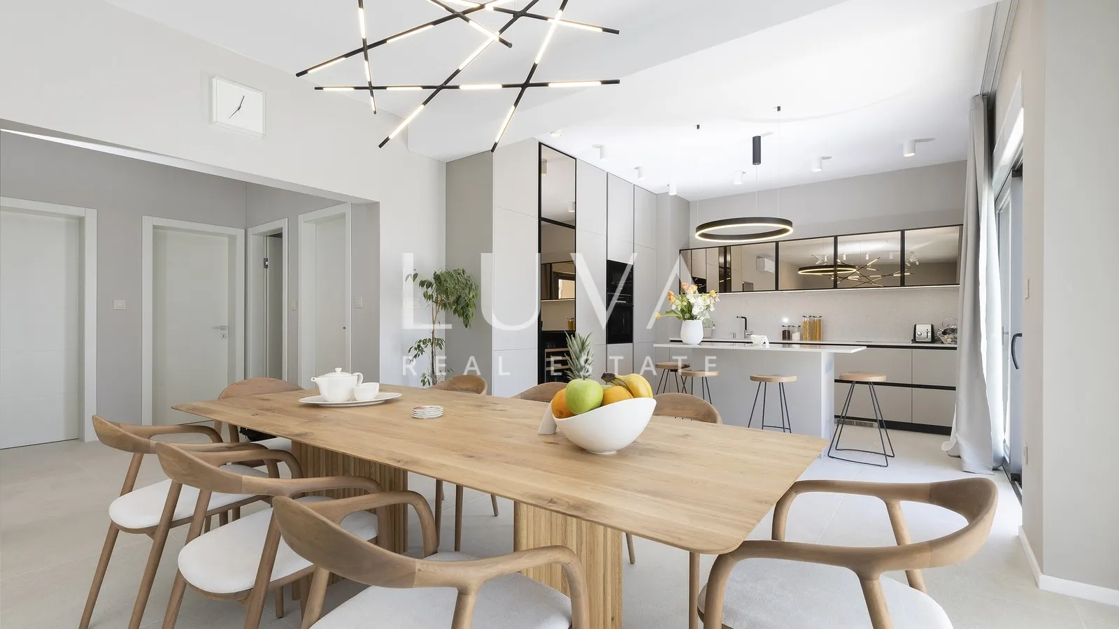split, luksuzna vila s pogledom na more, 220 m2 za dugoročni najam - slika 19