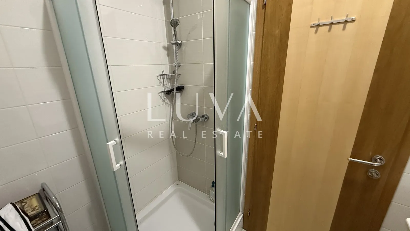 zagreb, petrova, prostrani 4s stan s 2 gpm, 120 m² - slika 19