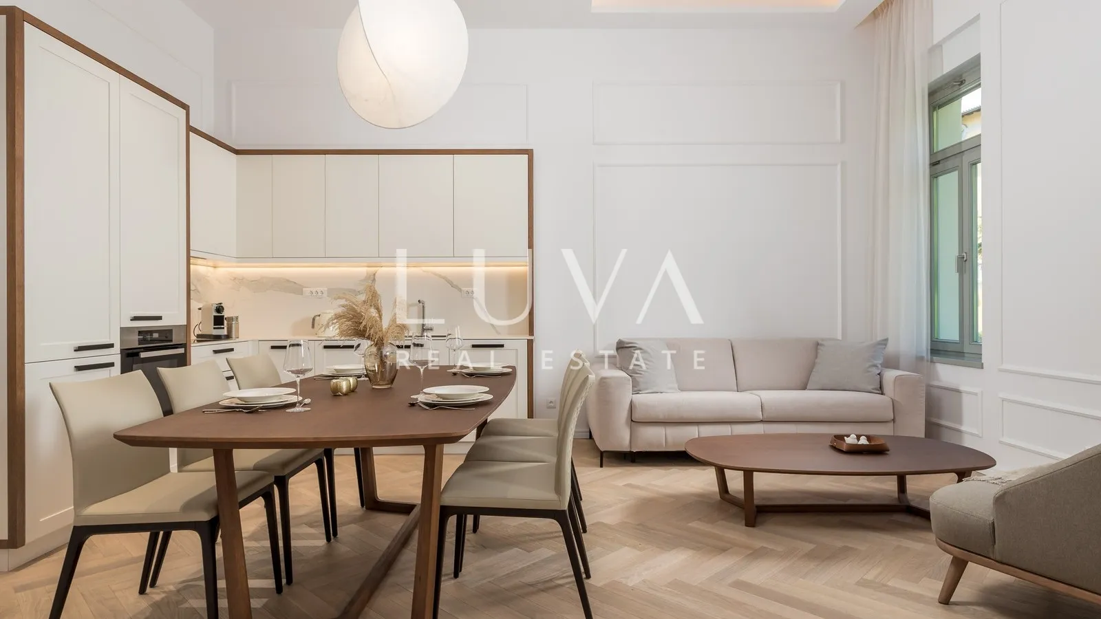 Opatija, strogi centar, luksuzan stan 90,36 m2 na prodaju