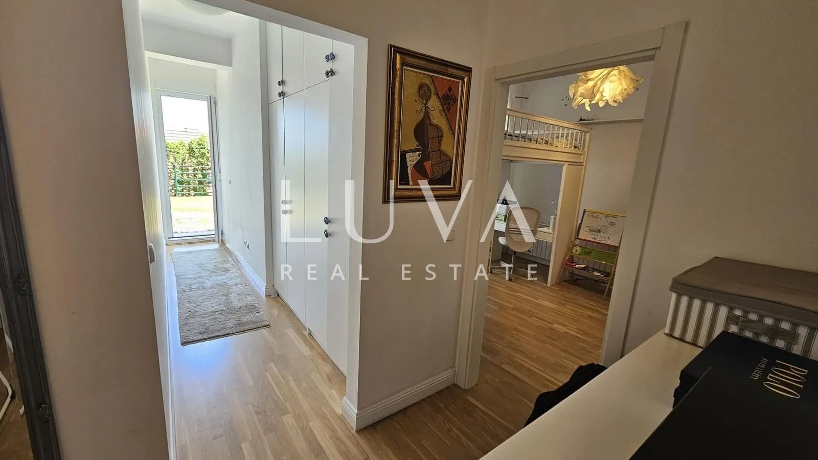 zagreb, gornje prekrižje, luksuzan 4s stan s vrtom i garažom, 230m2 - slika 16