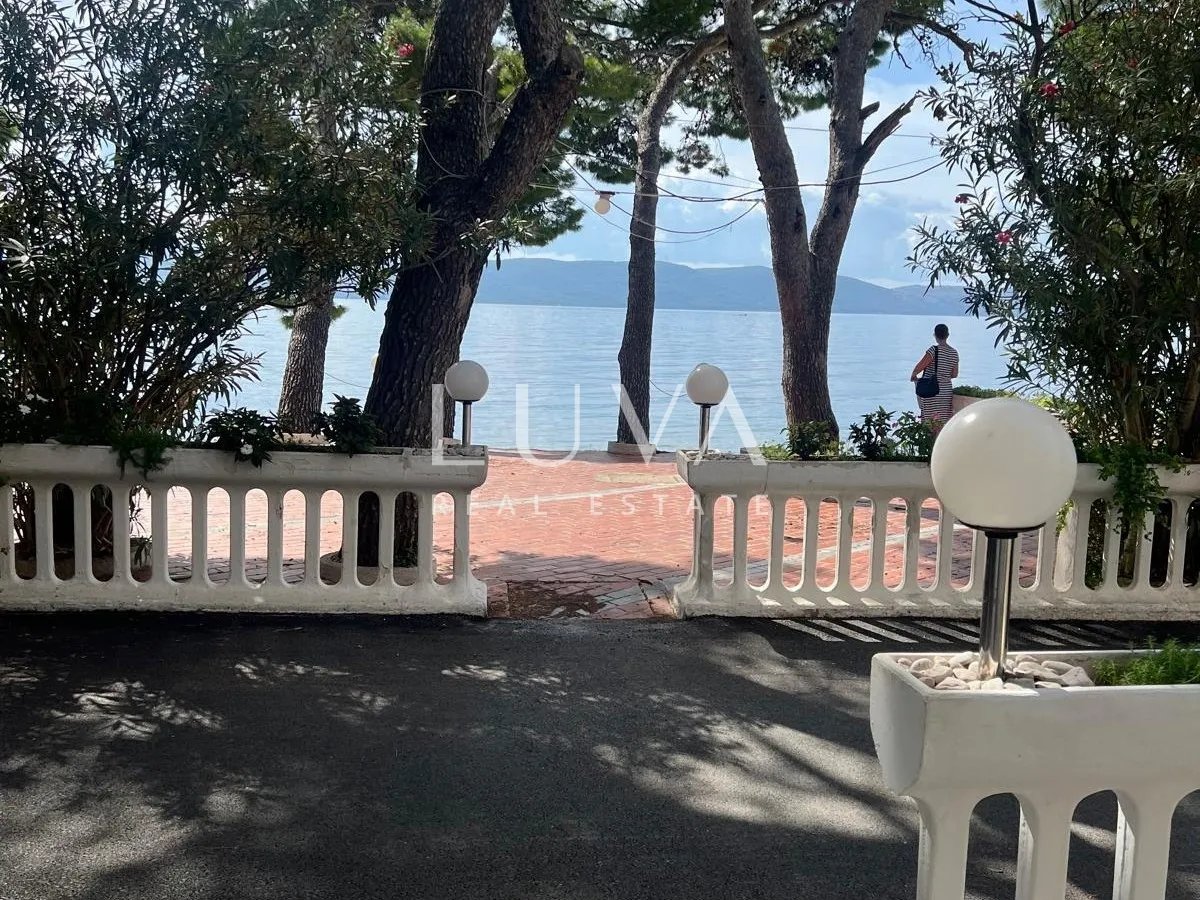 mala duba, živogošće, boutique hotel na plaži, investicijska prilika - slika 4