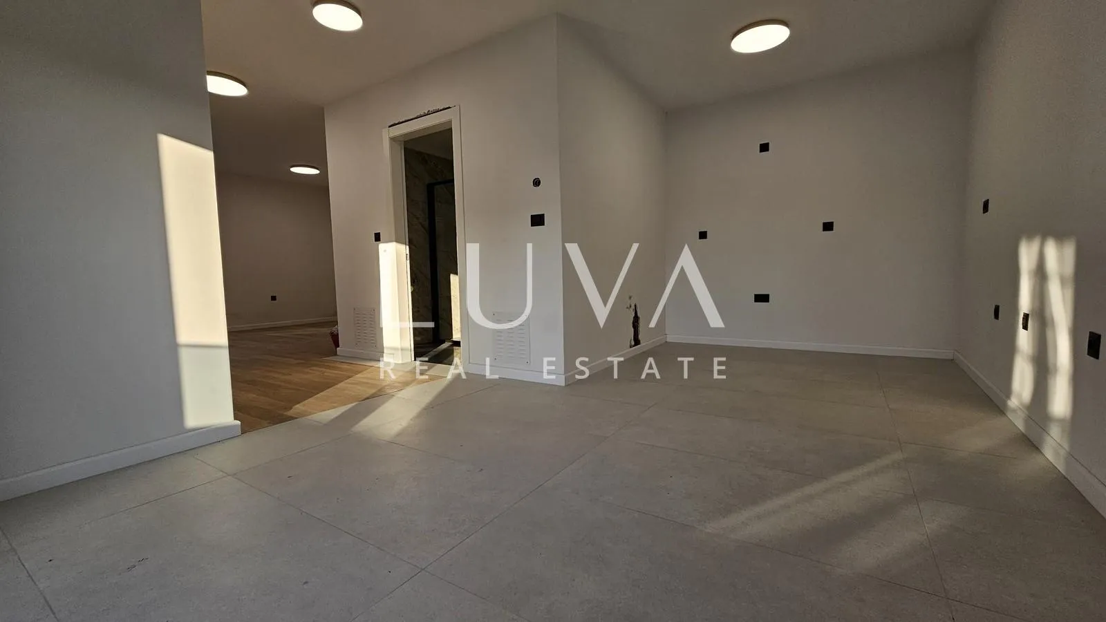 zagreb, trešnjevka, poslovni prostor 300m2 za najam - slika 15