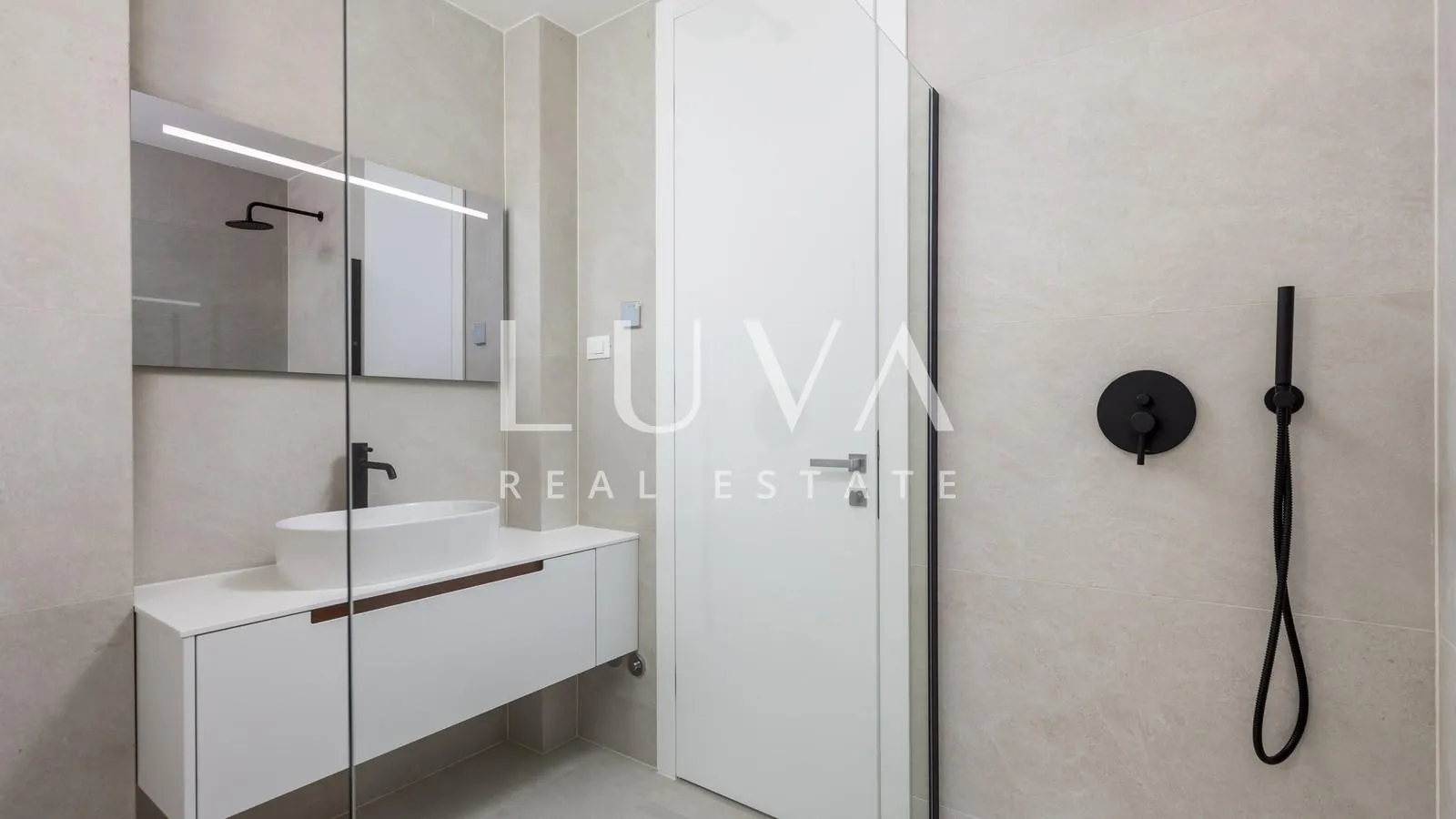 opatija, luksuzna novogradnja s vrtom, stan nkp 134,33 m2 - slika 8