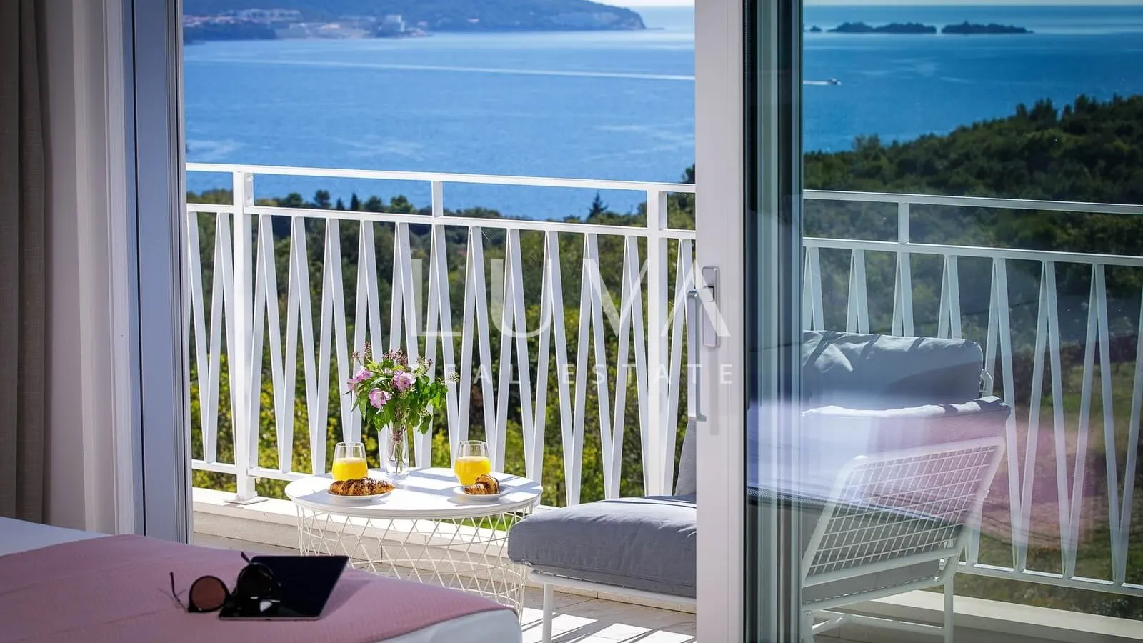 kuća s bazenom i pogledom na more blizu dubrovnika, orašac - slika 9