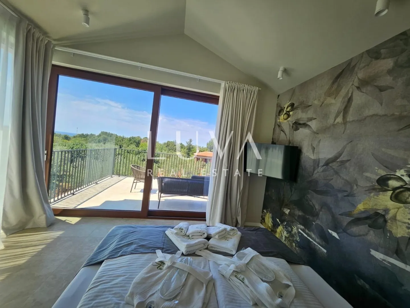 poreč, vabriga, kuća s bazenom 206 m2 na prodaju - slika 20