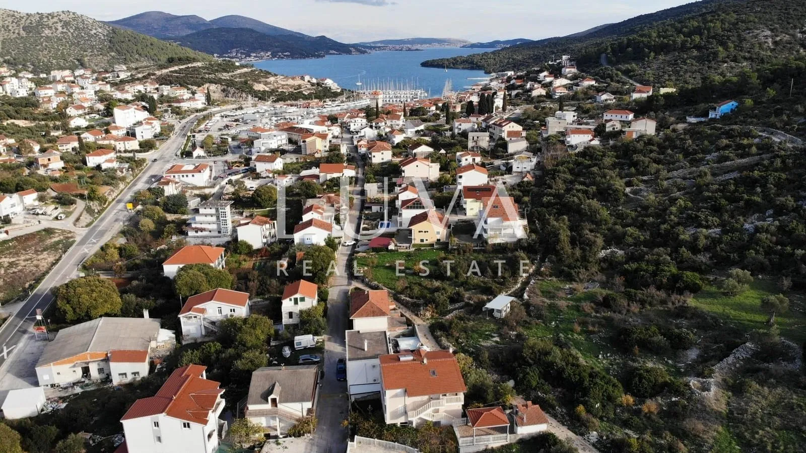 marina, trogir, prodaja građevinskog zemljišta 1150m2 - slika 4