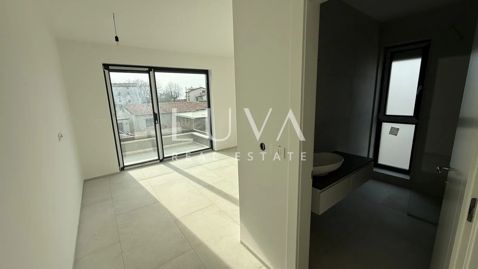 poreč, moderna samostojeća kuća s bazenom i pogledom na more, 233 m² - slika 14