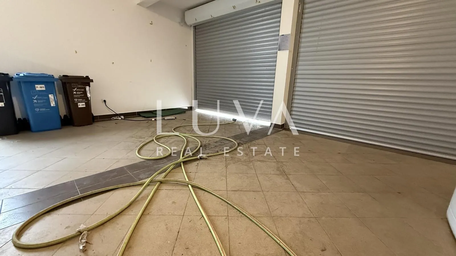 zagreb, gornje vrapče, kuća na 4 etaže s bazenom, 490 m2 - slika 14