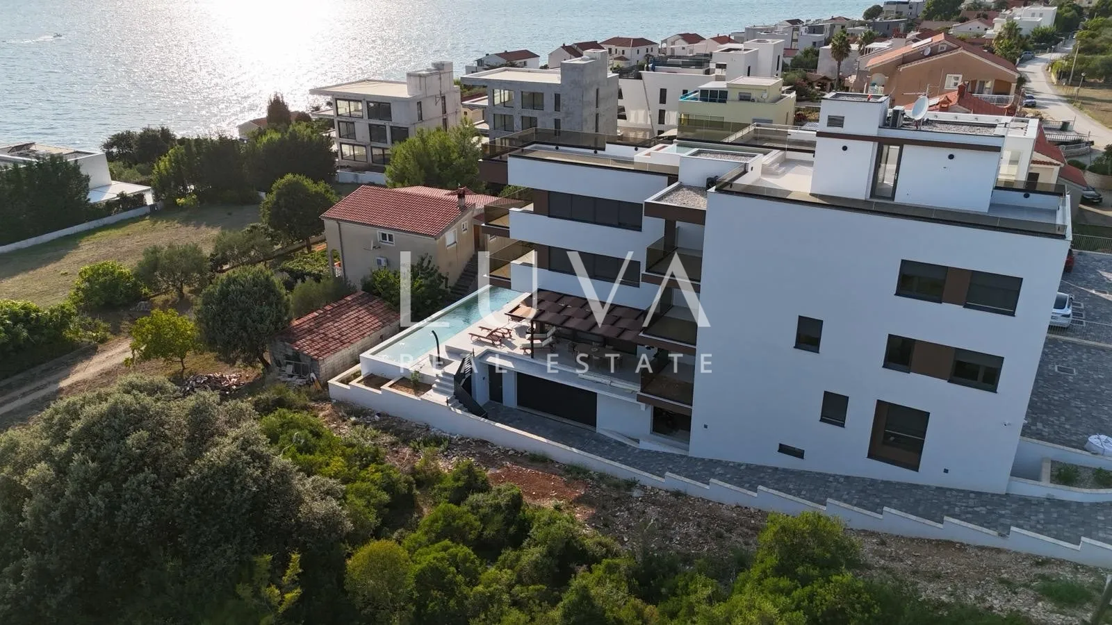 zadar, kožino, luksuzan stan s bazenom u novogradnji na prodaju - slika 9