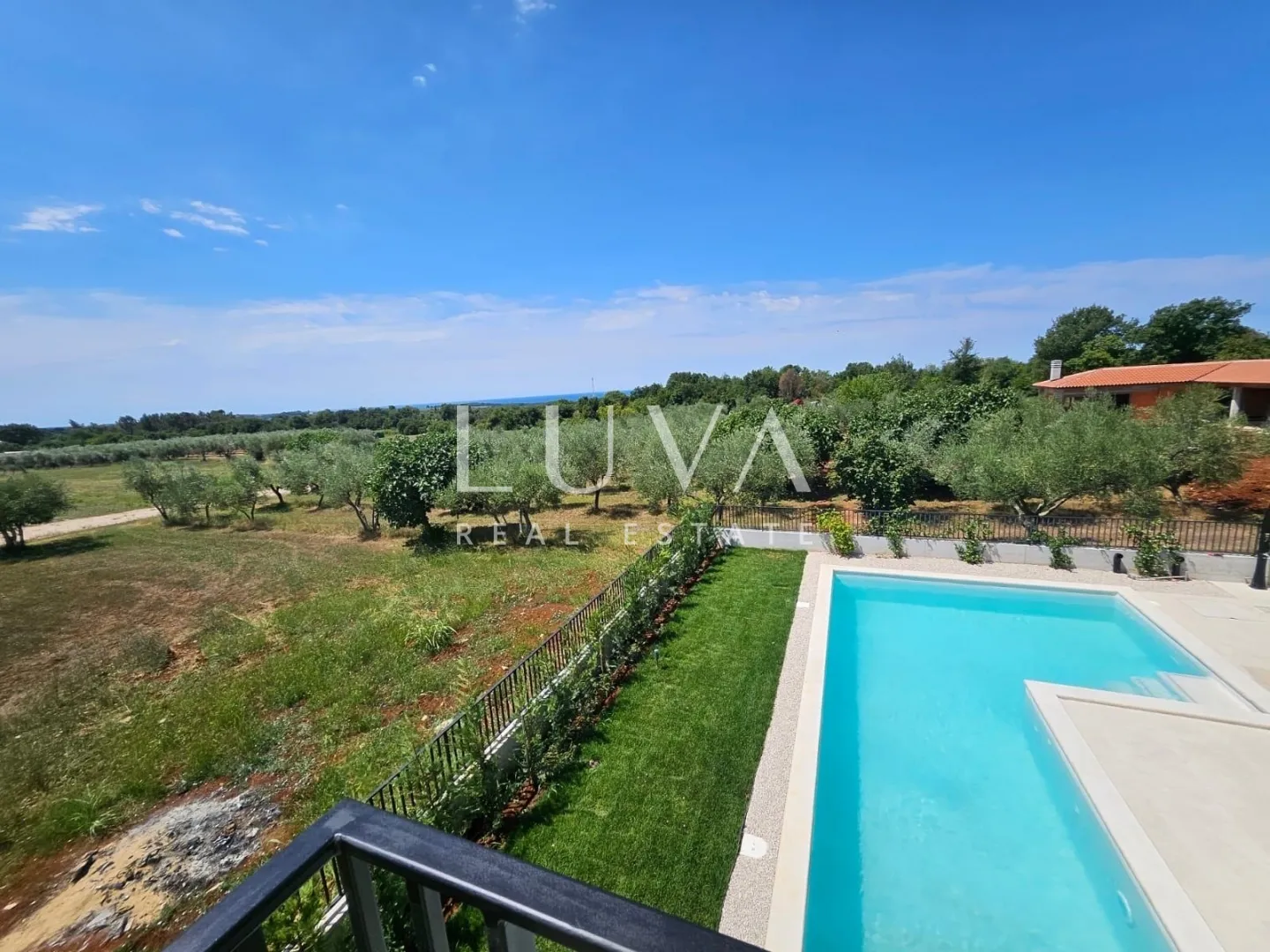 poreč, vabriga, kuća s bazenom 206 m2 na prodaju - slika 26