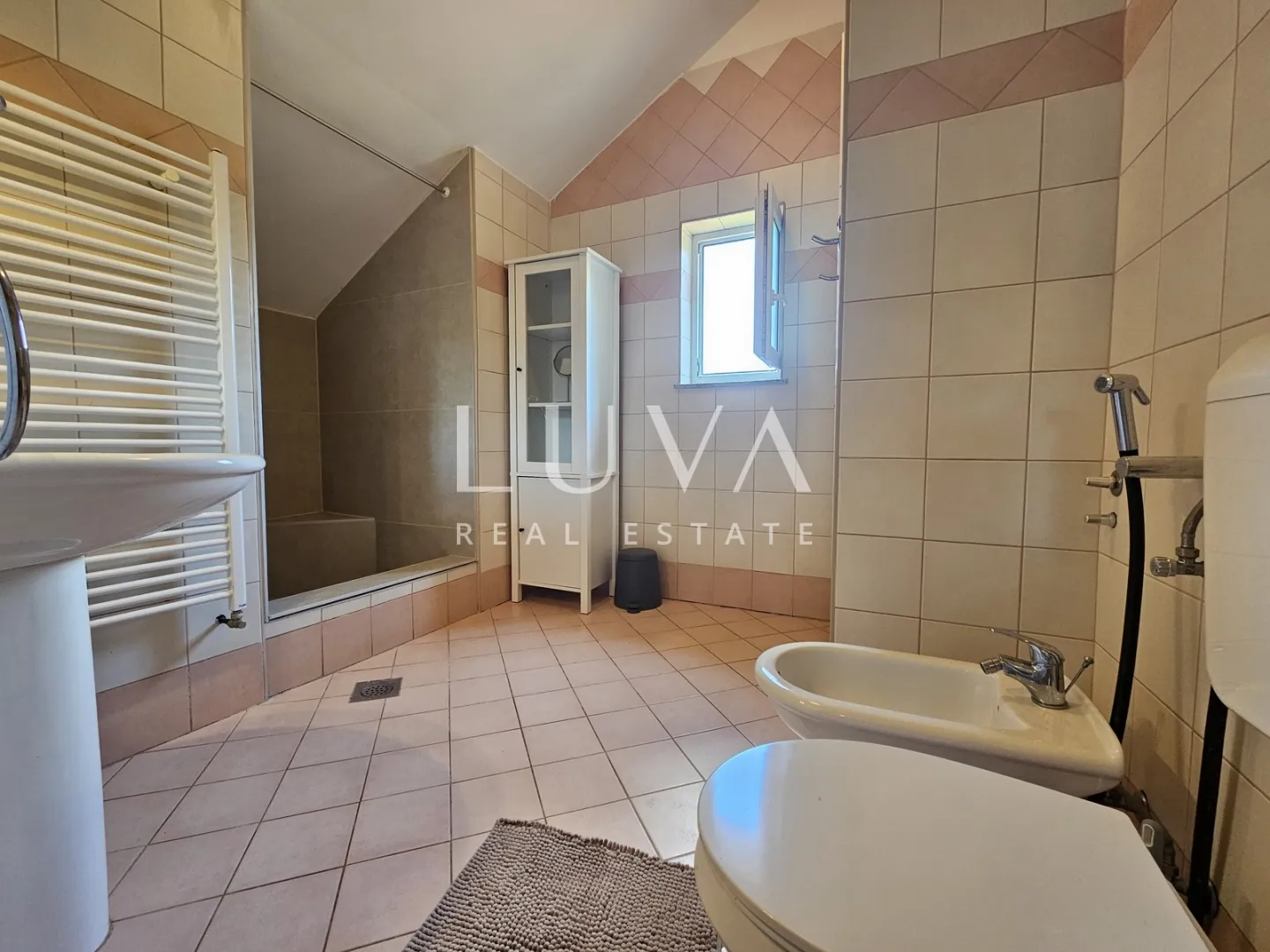 zagreb, maksimir, dvoetažni 5s stan 200m2, najam - slika 11