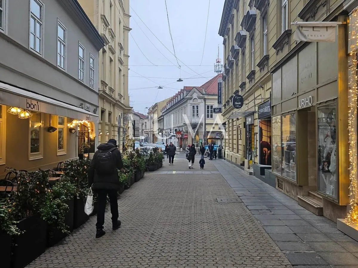 zagreb, strogi centar, stan 130m2 na prodaju, parking - slika 4