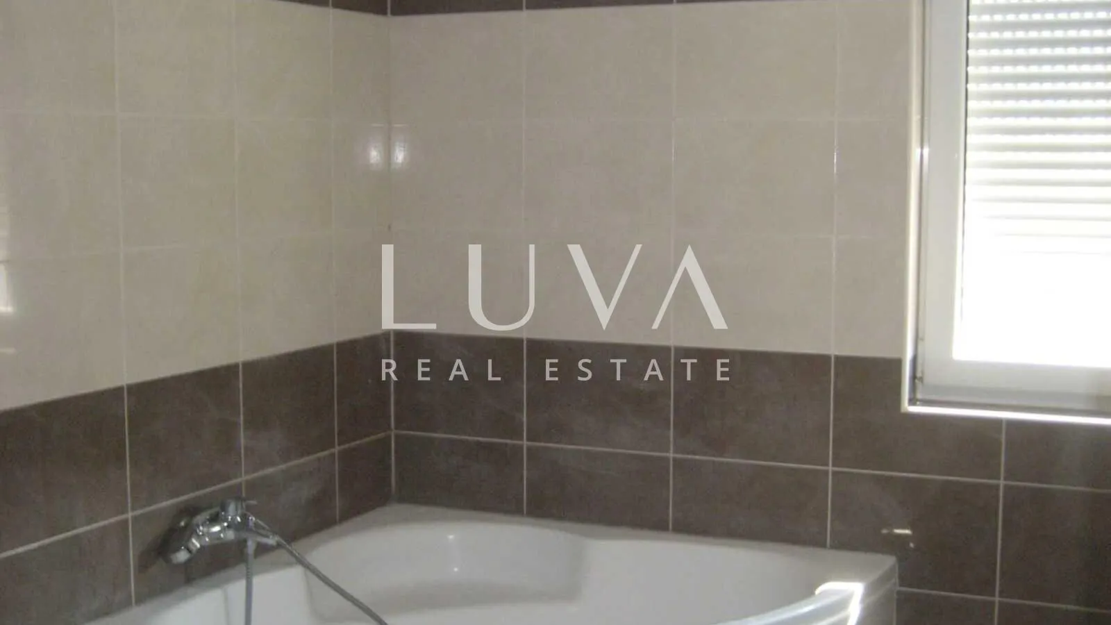zagreb, mikulići, kuća s pogledom na zagreb, 380 m² - slika 11