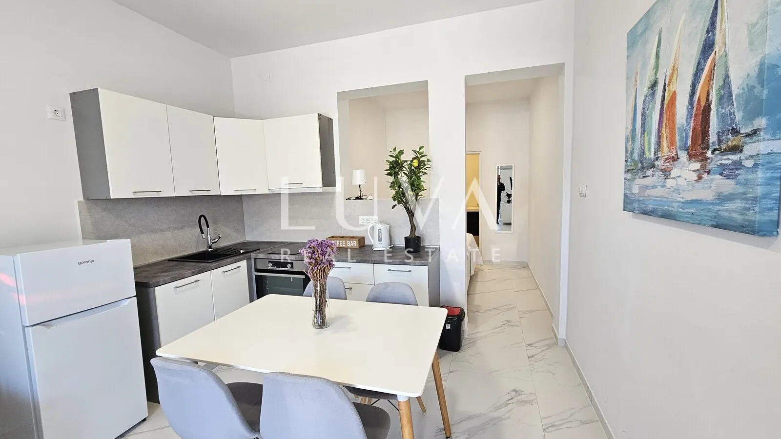 omiš, nemira, 3 apartmana i konoba uz more sa parkingom na prodaju - slika 40