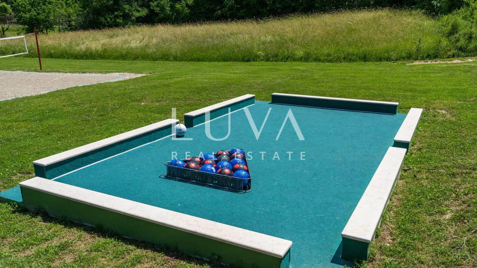 istra, pićan, vila s bazenom i tenis terenom na prodaju - slika 5