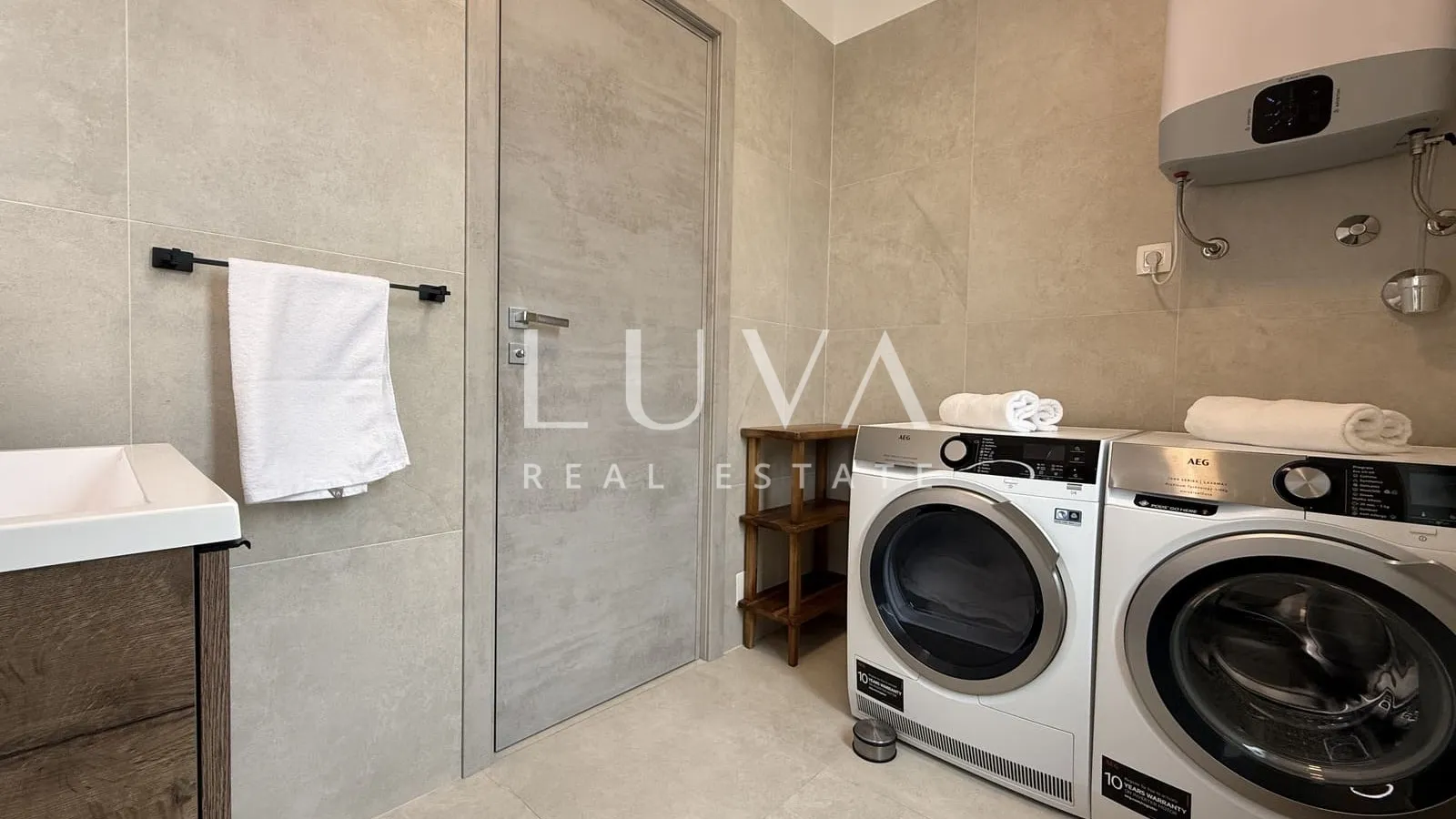 kaštel stari, split, moderna luksuzna vila s bazenom na prodaju - slika 28