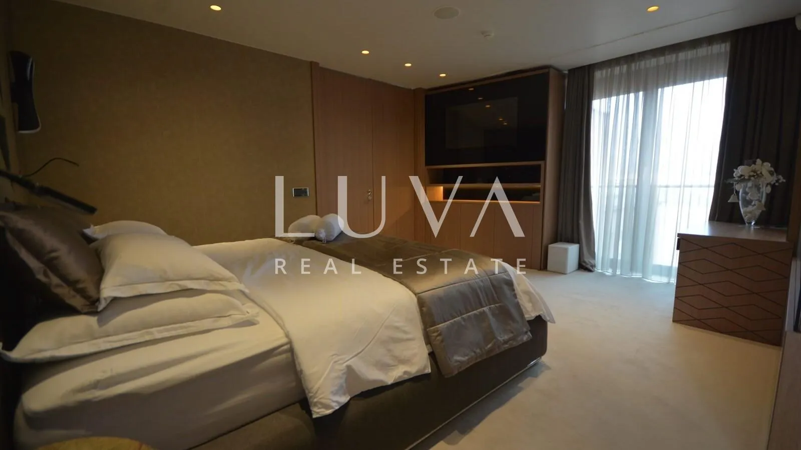 zagreb, radnička cesta, luksuzan penthouse 368m2 neto na prodaju - slika 58
