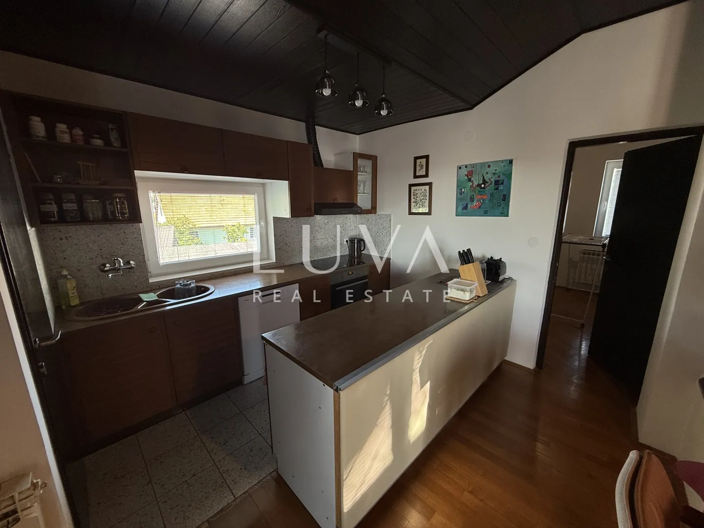 zagreb, vrapče, obiteljska kuća s garažom, nkp 264 m² - slika 5