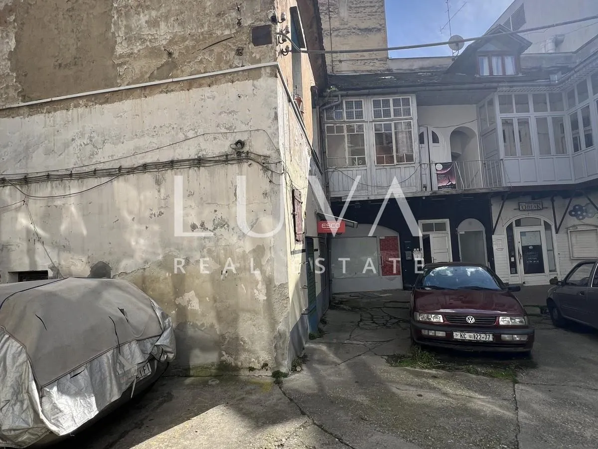 zagreb, centar, radićeva, stan 100m2 za adaptaciju - slika 14