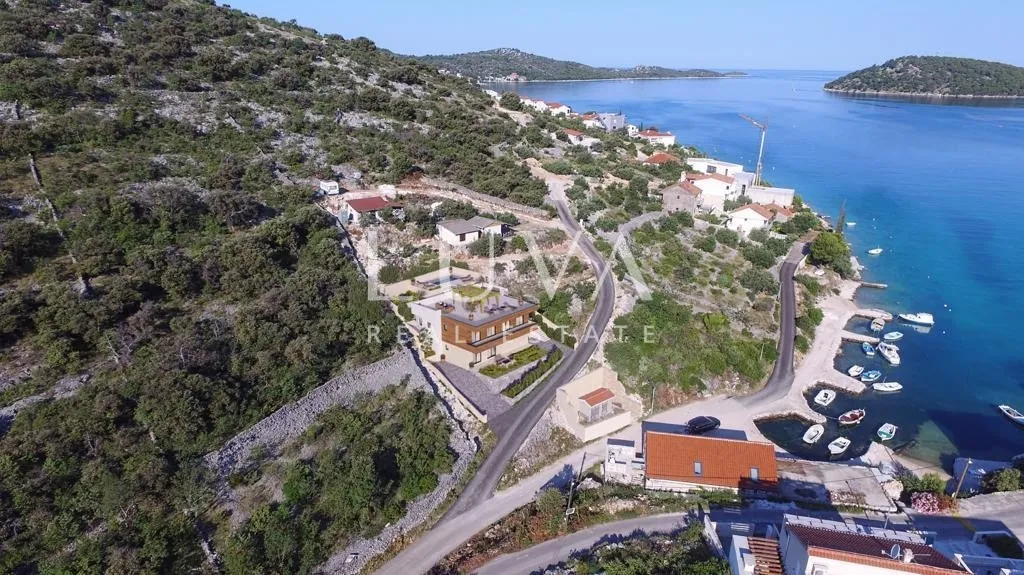 ražanj, vila (roh bau) s bazenom prvi red uz more - slika 12