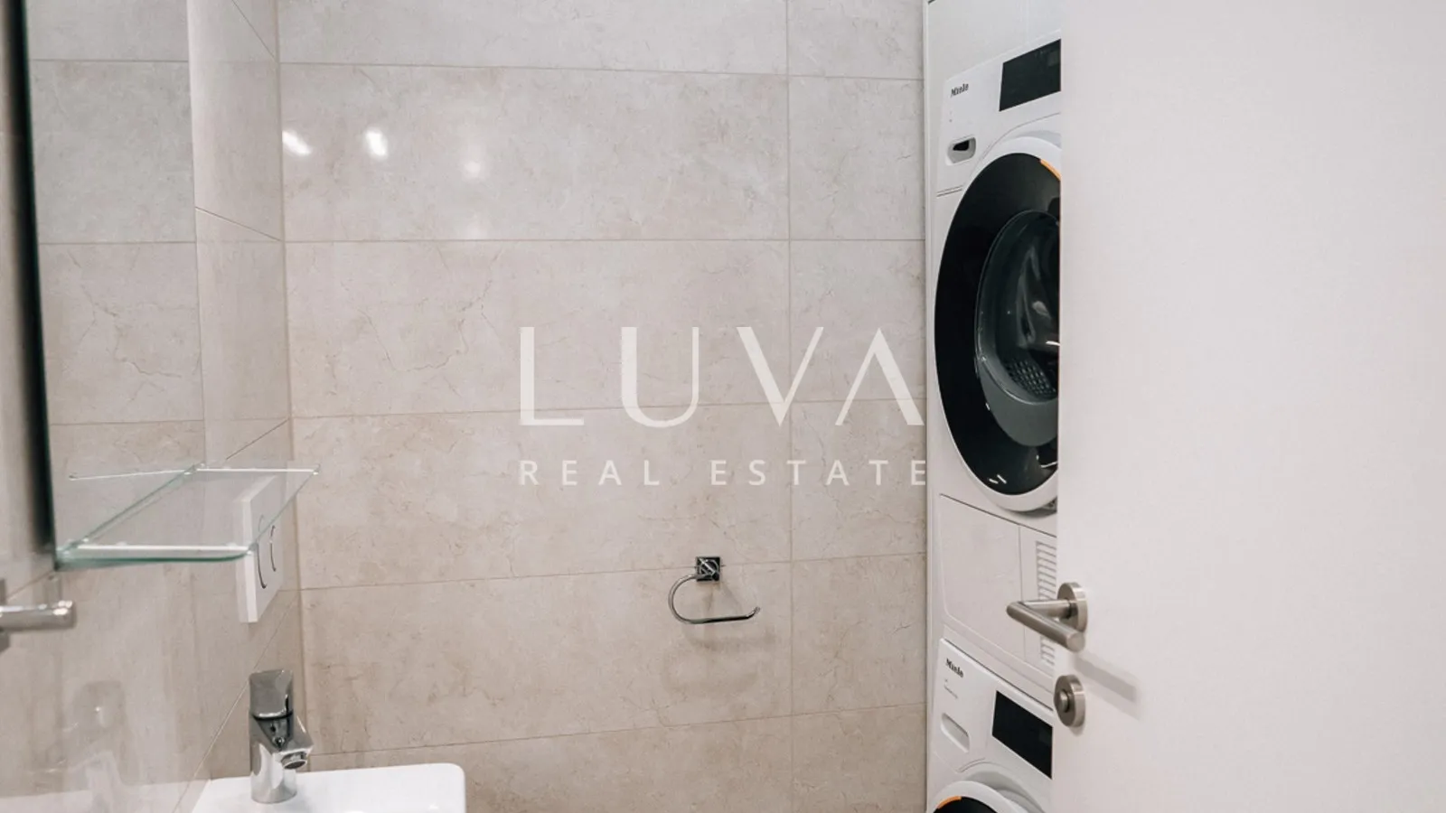 remete, luksuzan 4s penthouse 165m2 + 2vpm za najam - slika 17