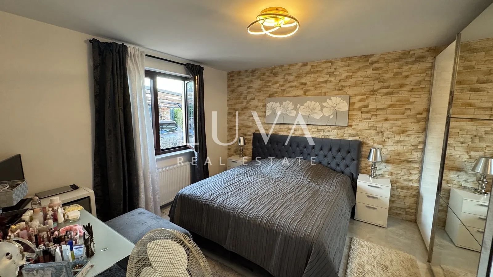 istra, višnjan, rustikalna kuća s tri apartmana, 580m2 - slika 16