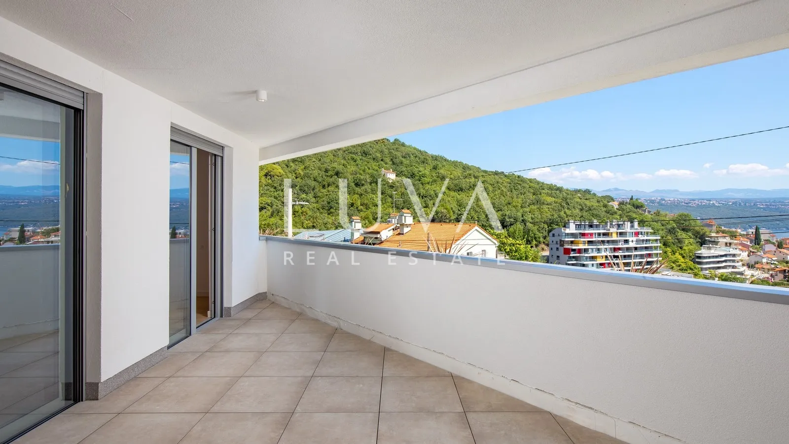 opatija, luksuzna novogradnja, stan nkp 102,15 m2 - slika 2
