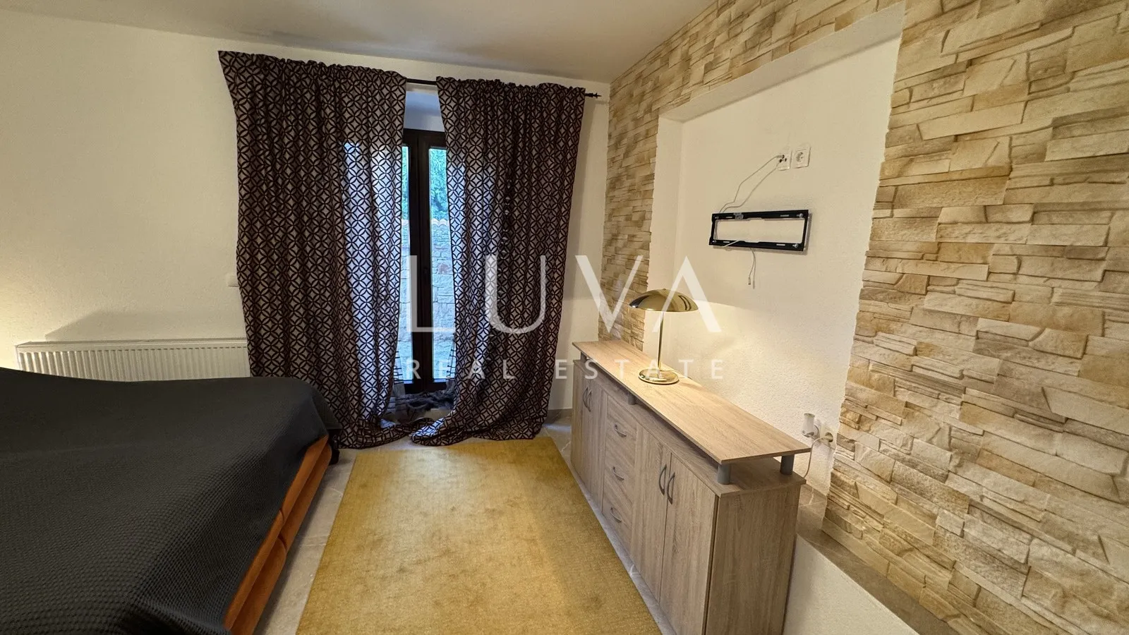 istra, višnjan, rustikalna kuća s tri apartmana, 580m2 - slika 23
