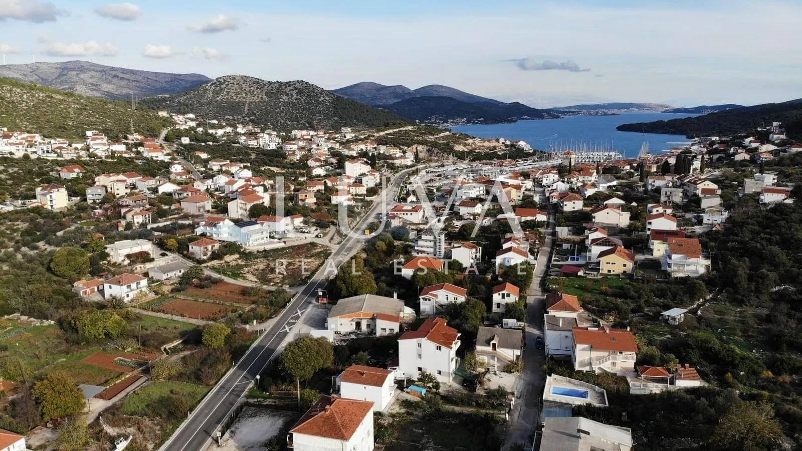 marina, trogir, prodaja građevinskog zemljišta 1150m2 - slika 7
