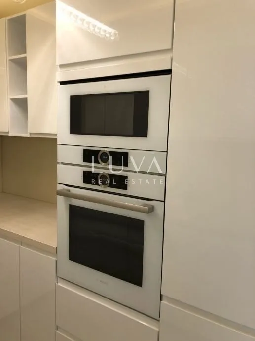 zagreb, gornje prekrižje, 3s stan 70m2 s terasom 40m2 + 2 parkinga - slika 9