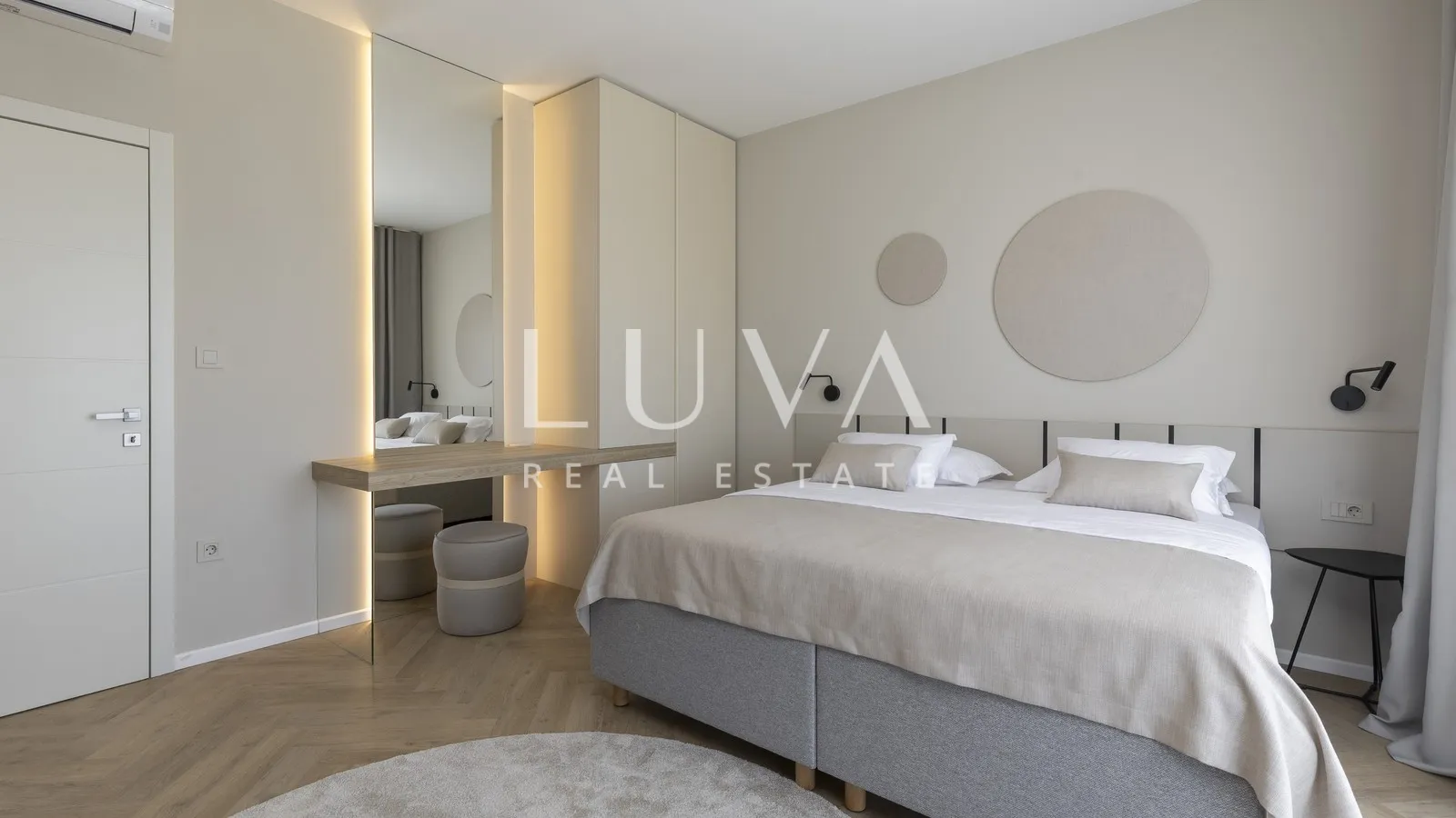 split, luksuzna vila s pogledom na more, 220 m2 za dugoročni najam - slika 30