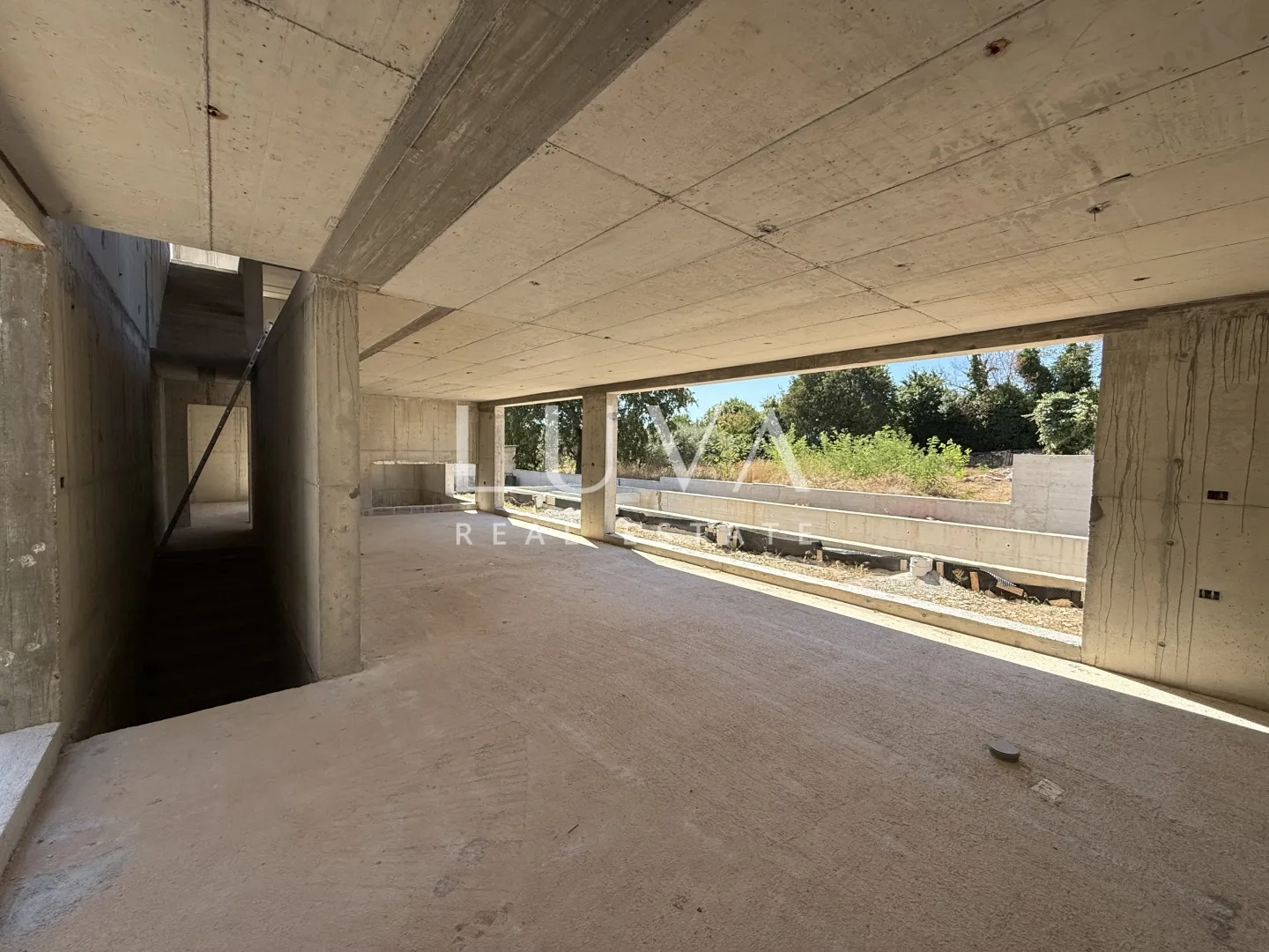 istra, poreč, moderna kuća s bazenom i kino salom, 398,10 m² nkp - slika 30