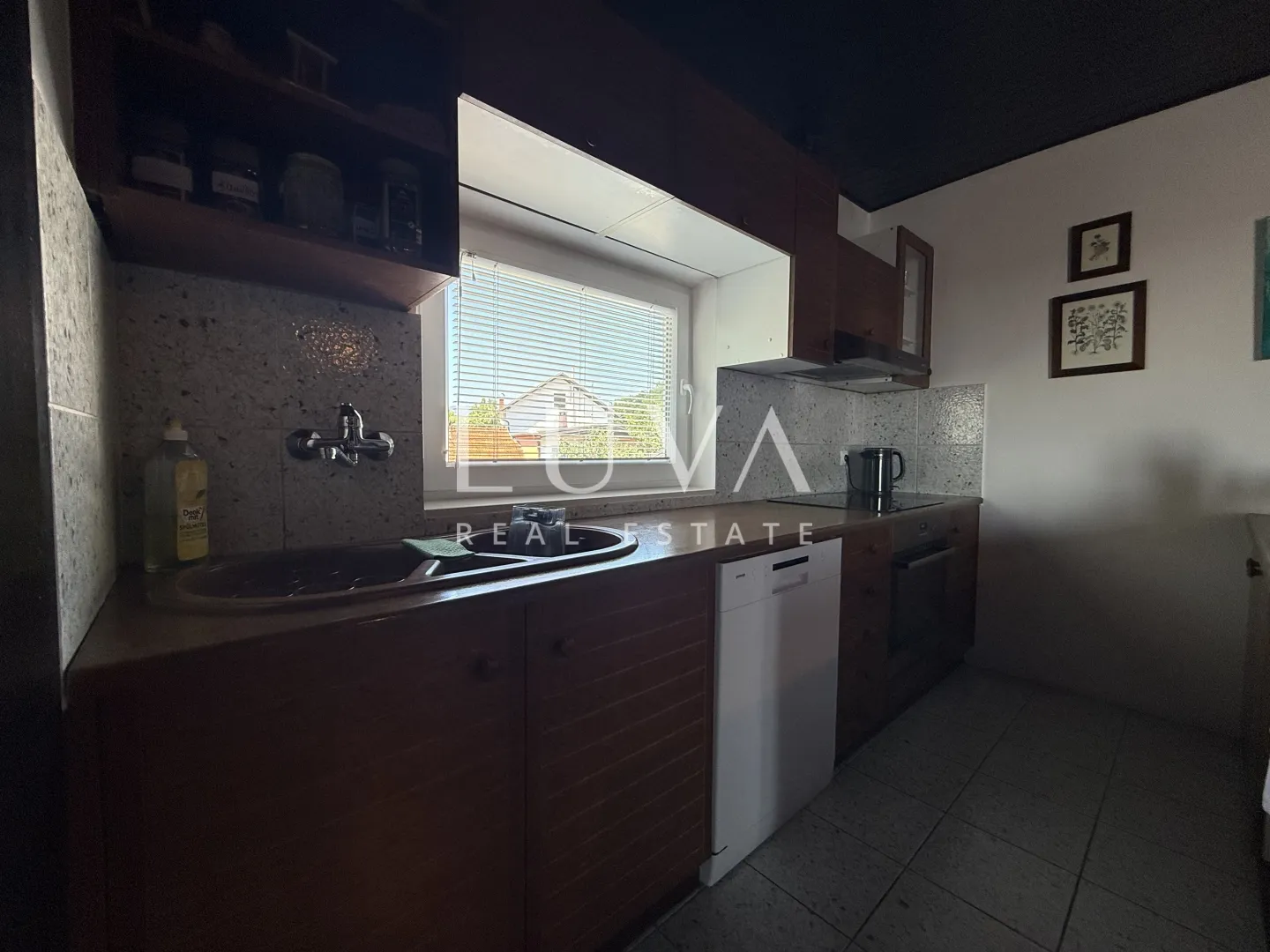 zagreb, vrapče, obiteljska kuća s garažom, nkp 264 m² - slika 8