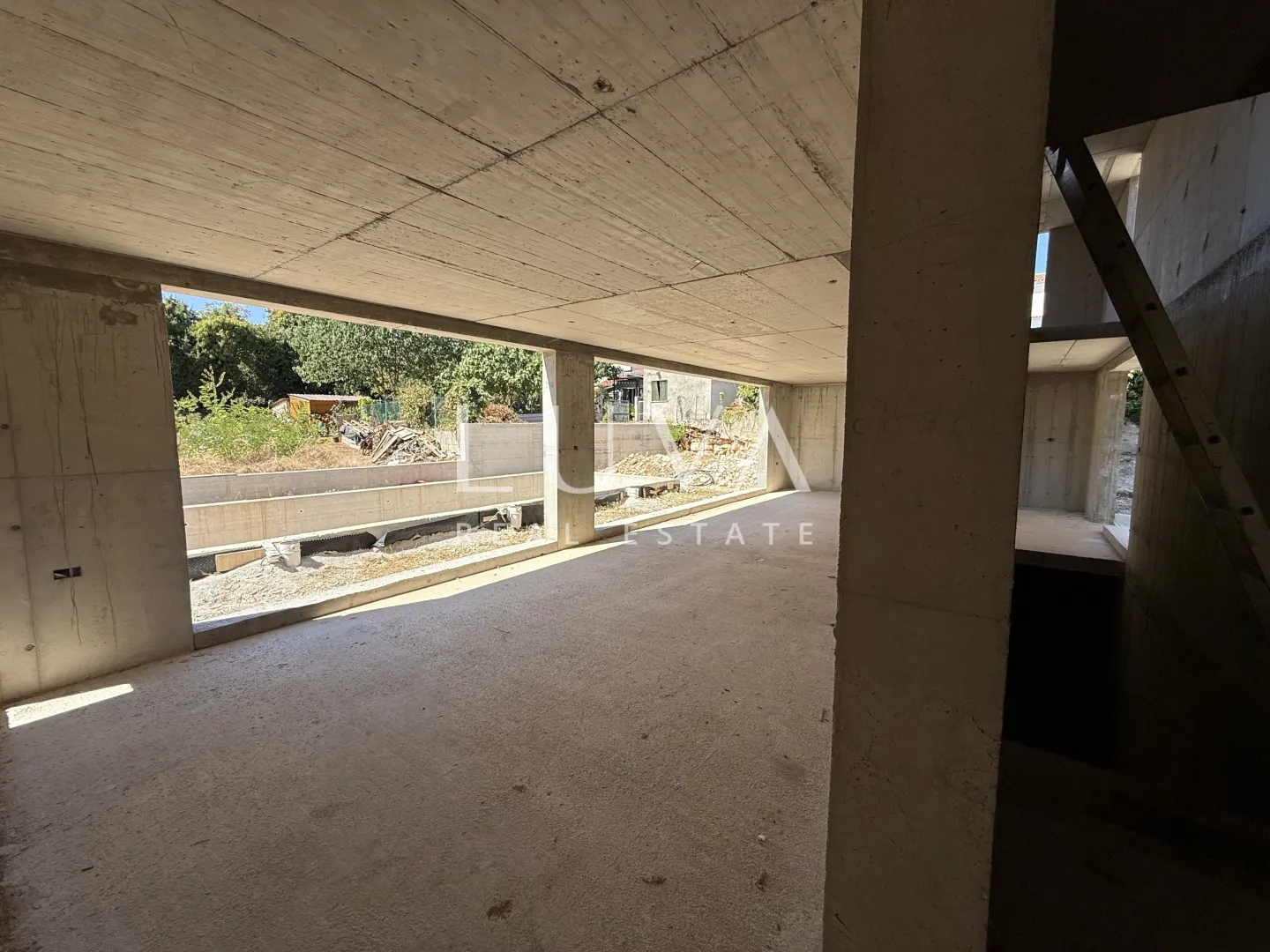 istra, poreč, moderna kuća s bazenom i kino salom, 398,10 m² nkp - slika 14
