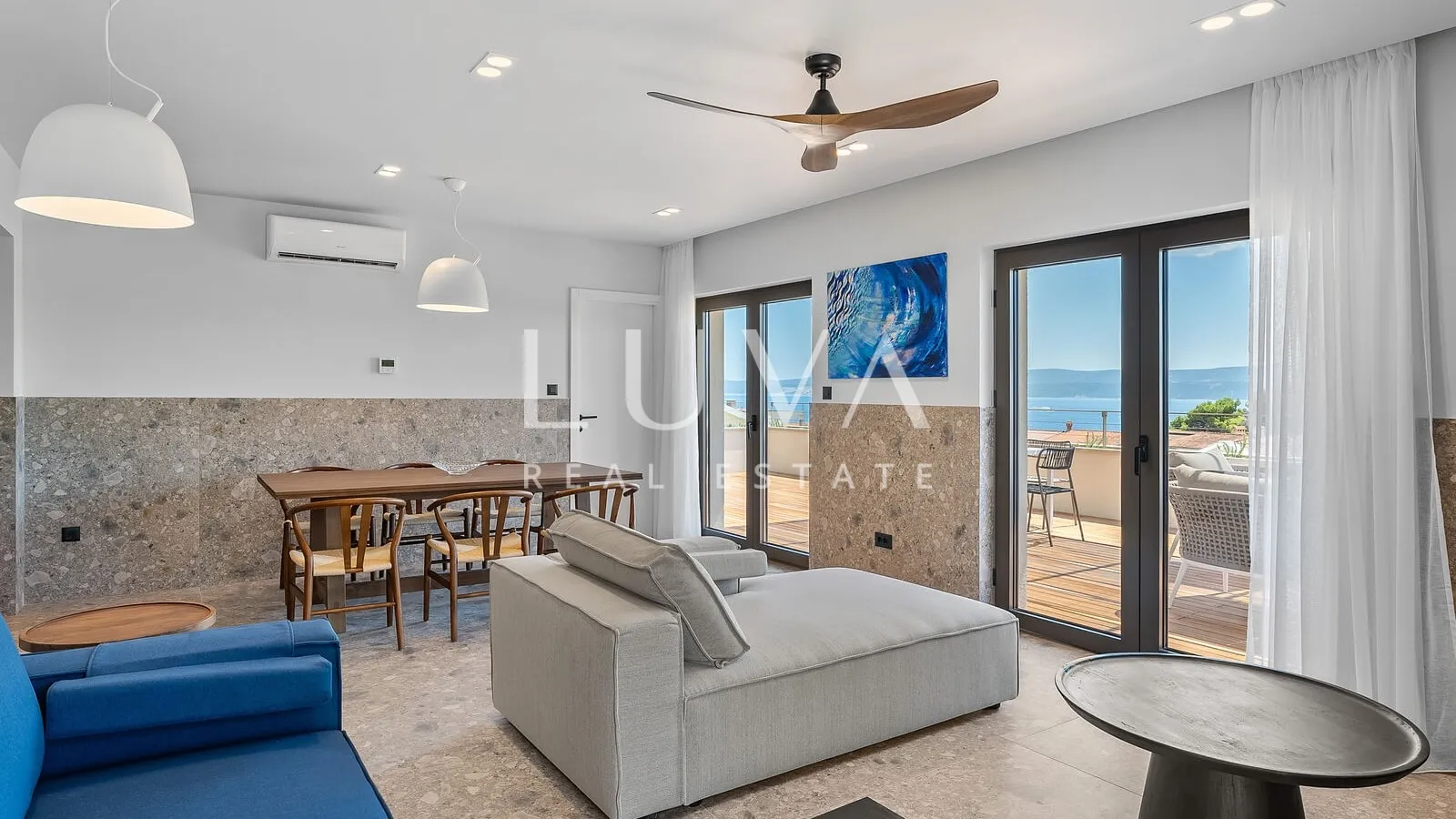 duće, omiš, luksuzni resort s 4 velika apartmana i bazenom uz more na prodaju - slika 19
