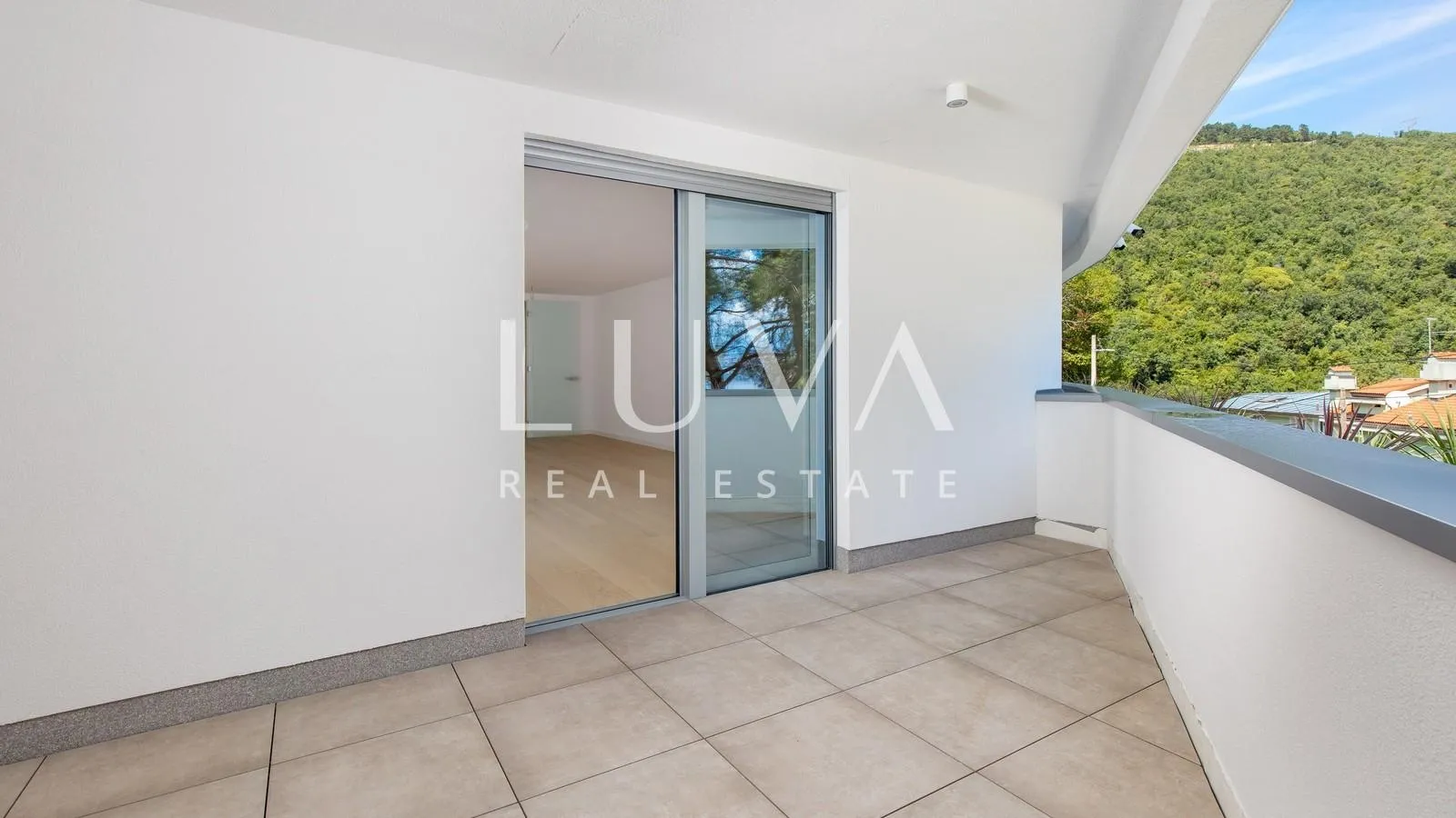 opatija, luksuzna novogradnja, stan nkp 112,10 m2 - slika 3