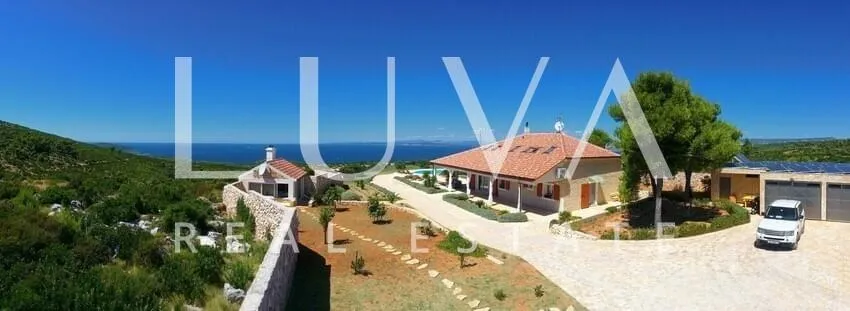 hvar, brusje, luksuzna vila s bazenom i pogledom na more na prodaju - slika 31