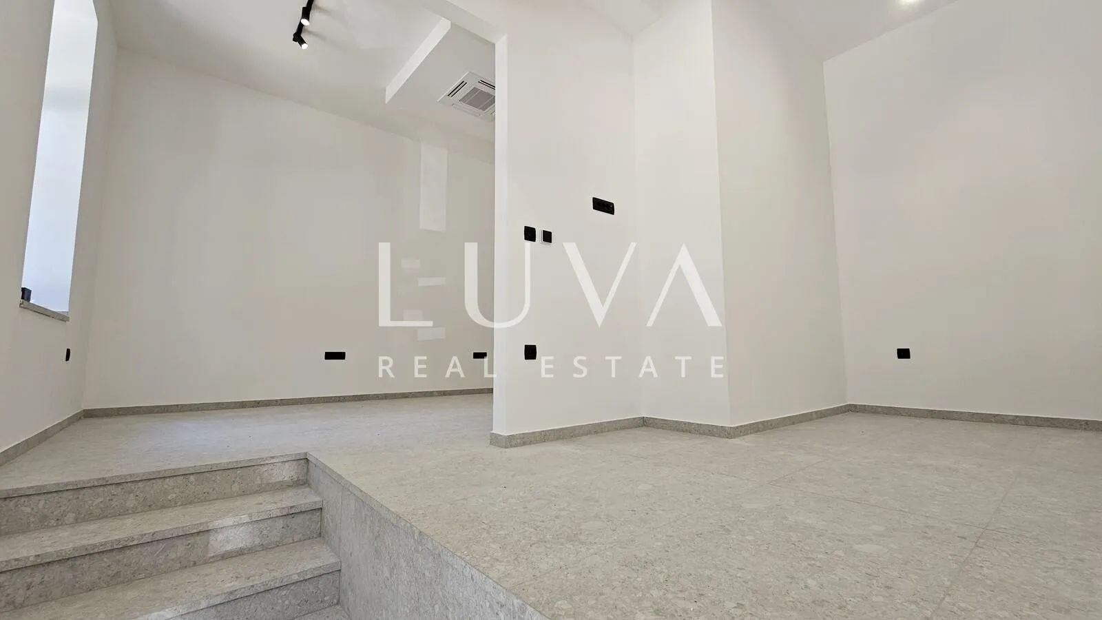 zagreb, branimirova, poslovni prostor 35m2, najam - slika 2