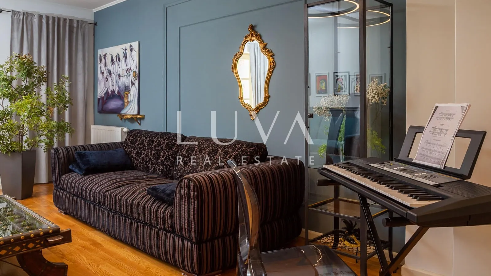 vodice, luksuzna vila s bazenom, dizajnerski uređena na prodaju - slika 16