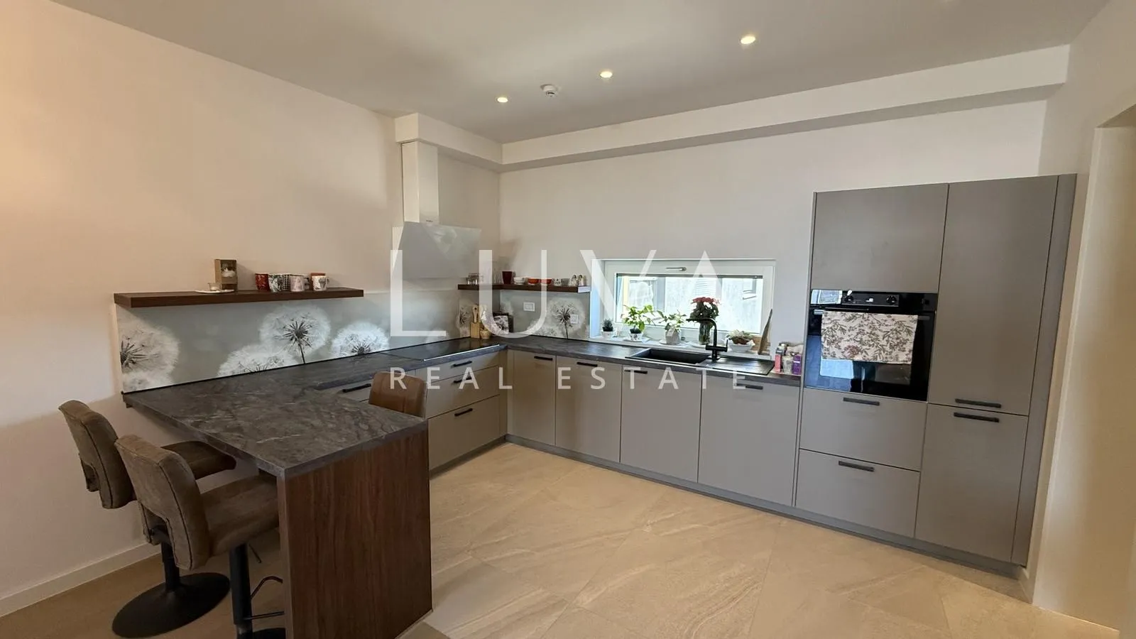 zagreb, heinzelova ulica, vmd, 4s stan sa saunom i garažom, nkp 128 m² - slika 4