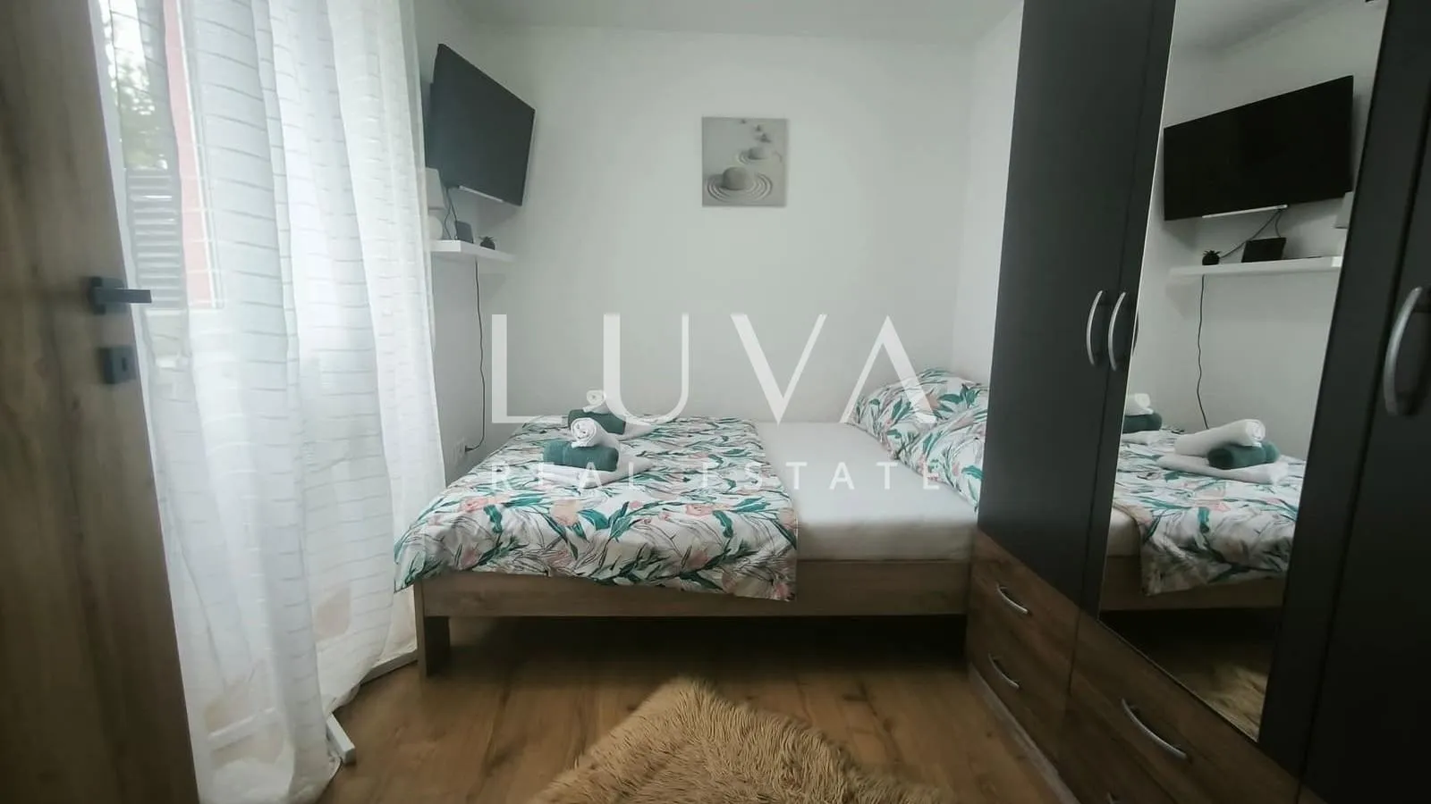 kraljevica, križišće, kuća s bazenom na prodaju - slika 12