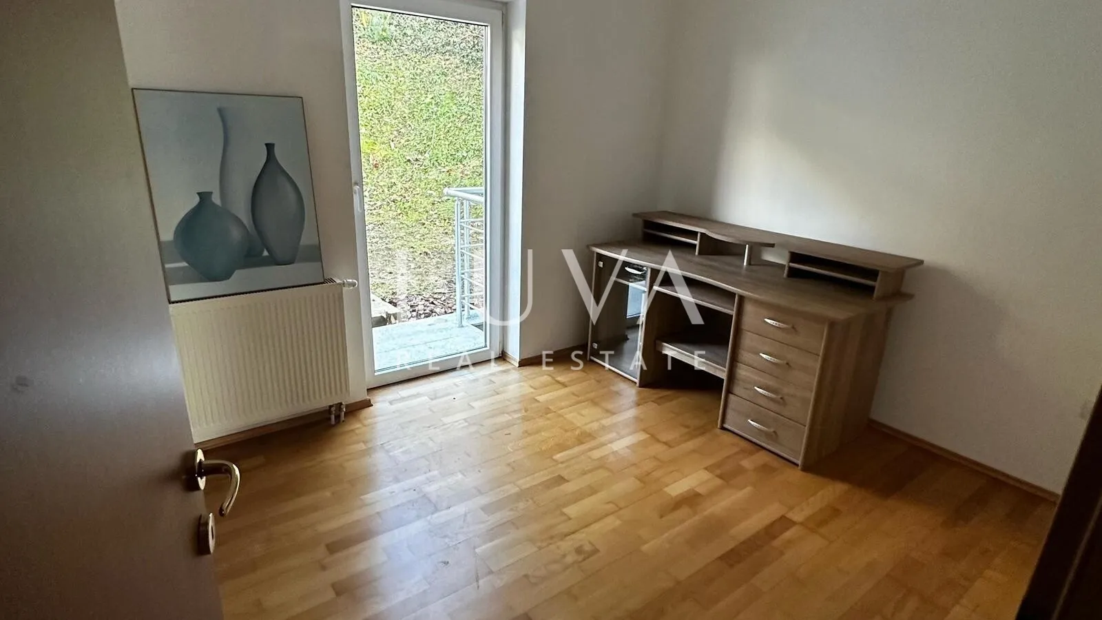 zagreb, šestine, luksuzan dvoetažni stan za najam 196 m2 s vrtom i garažom - slika 18