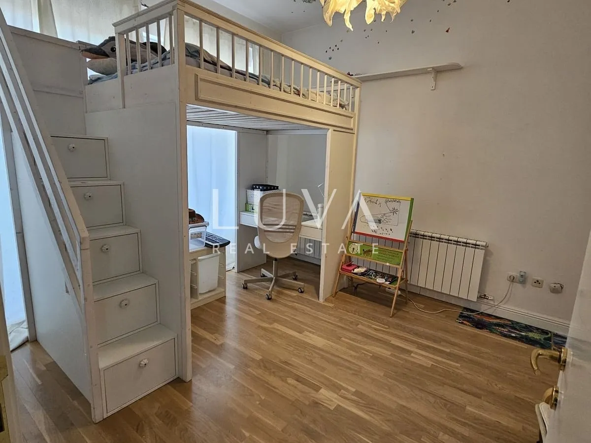 zagreb, gornje prekrižje, luksuzan 4s stan s vrtom i garažom, 230m2 - slika 18