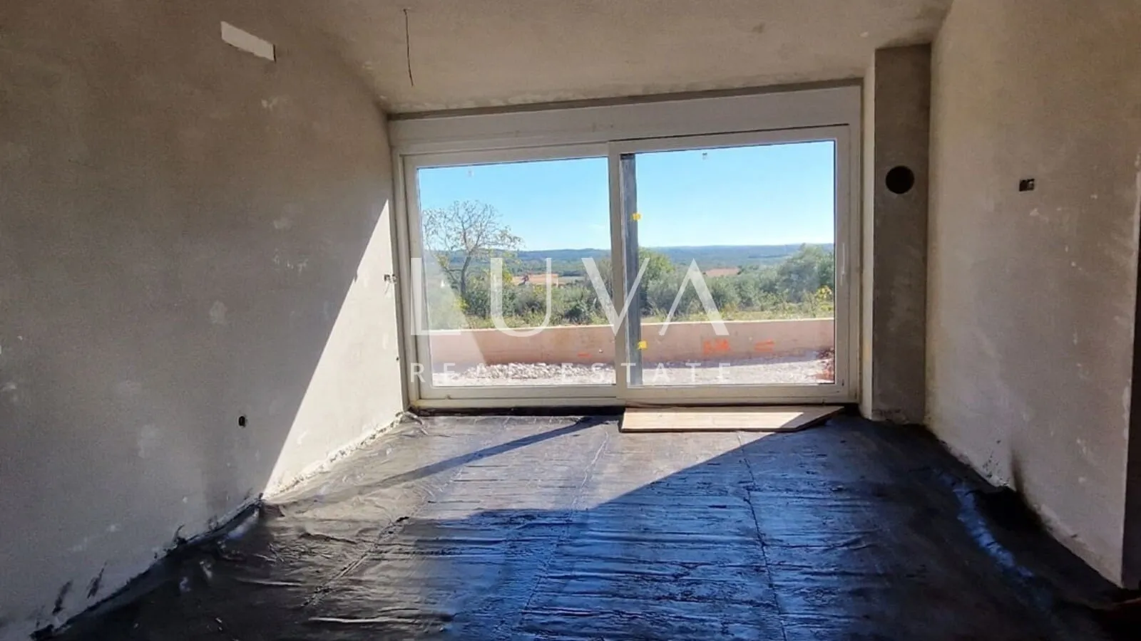 istra, kaštelir, moderna prizemnica, 88 m2 s dvorištem na prodaju - slika 8