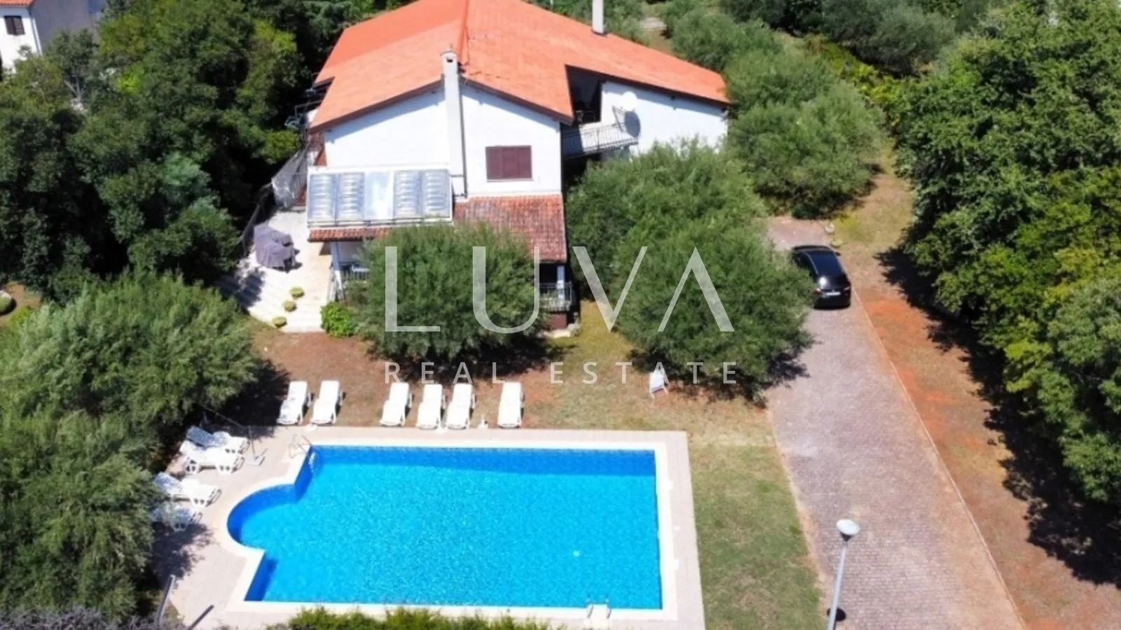 poreč, kukci, kuća 330 m2 s bazenom na prodaju - slika 4