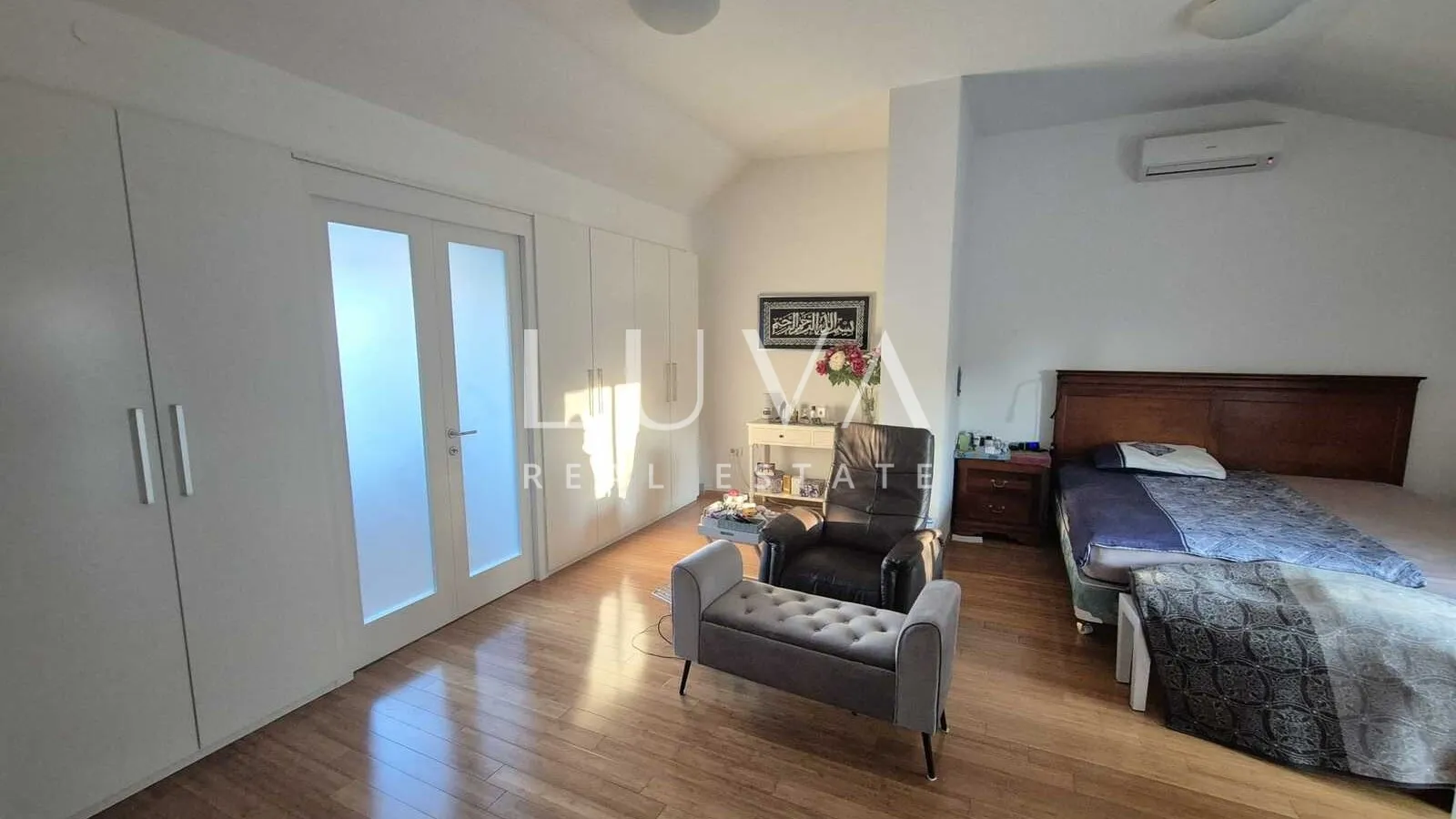 zagreb, šalata, dvoetažan šesterosobni stan 225m2, prodaja - slika 36