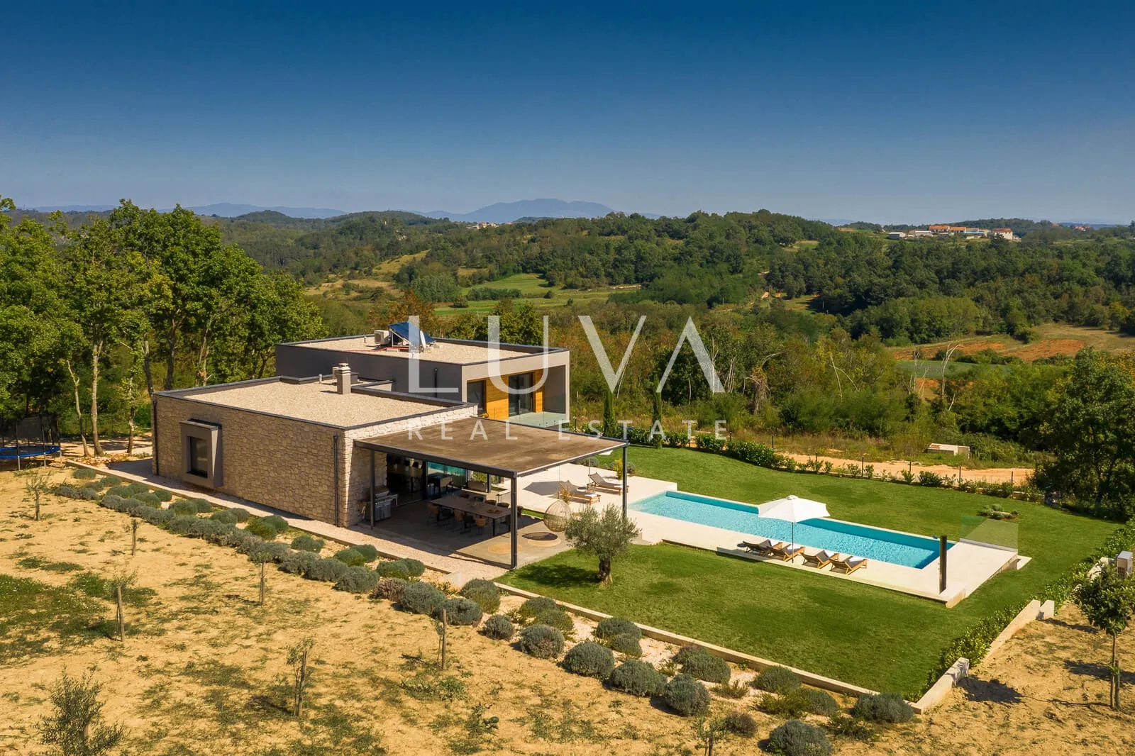 istra, pazin, luksuzna dizajnerska vila, 300 m2, prodaja - slika 32