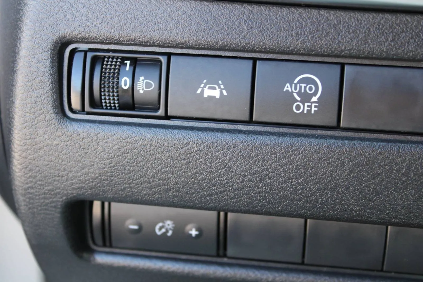 nissan qashqai 1.3 mhev automatik *led, kamera* - slika 15