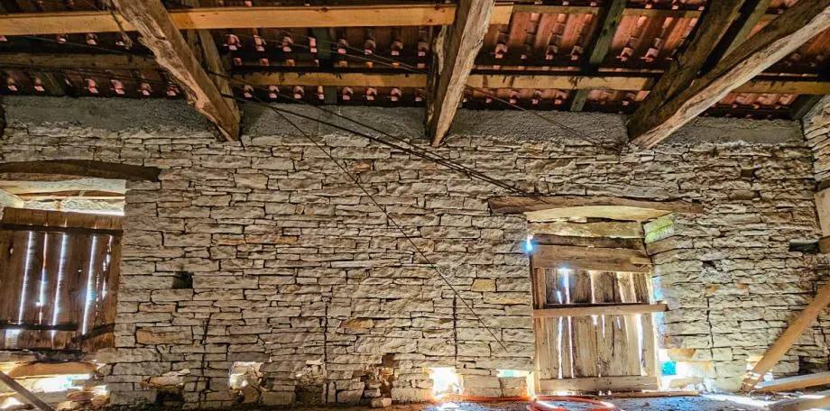 istra, oprtalj – kamena kuća s velikim investicijskim potencijalom - slika 6